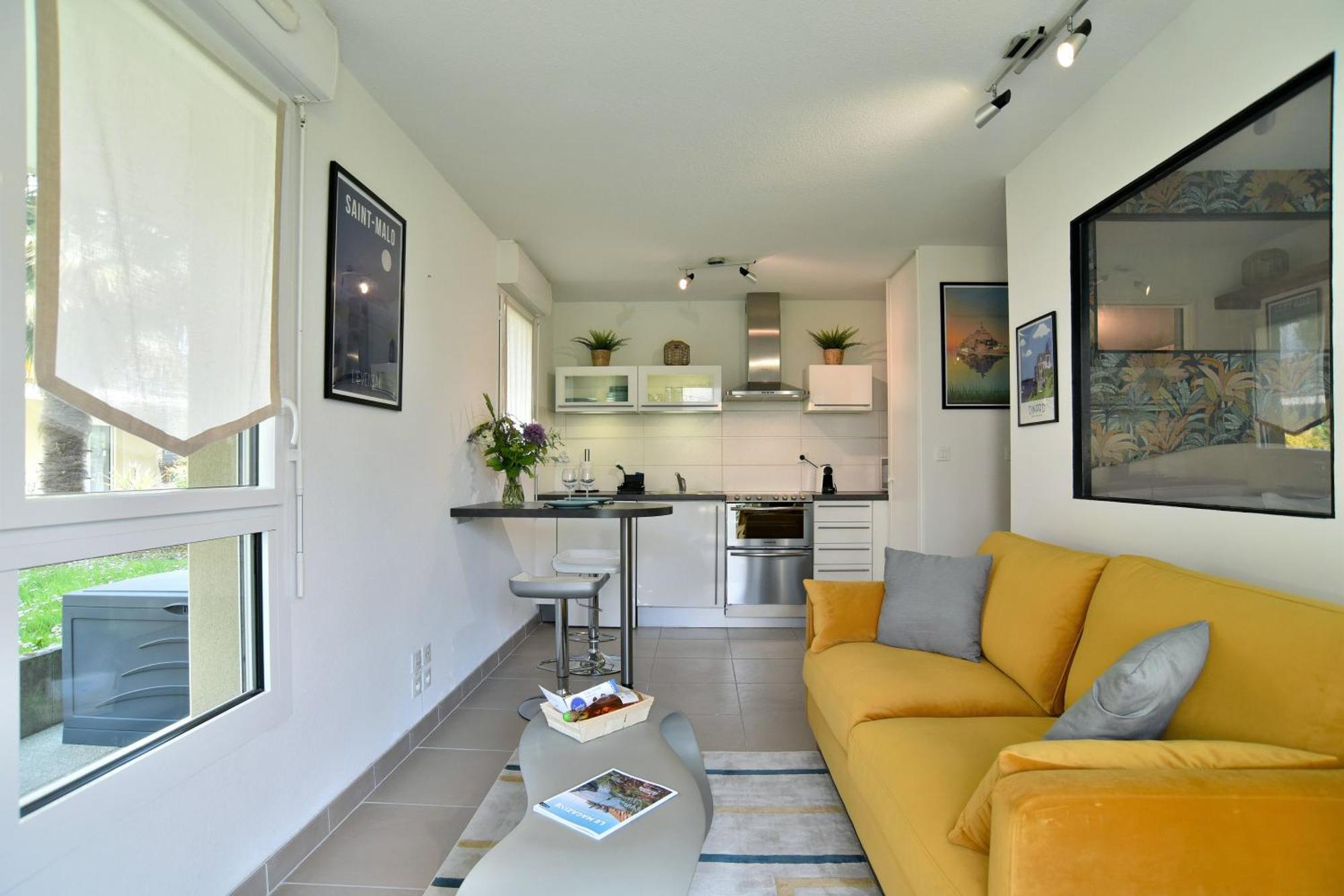 Escapade - Appartement Avec Jardin Et Parking Dinan Exterior foto