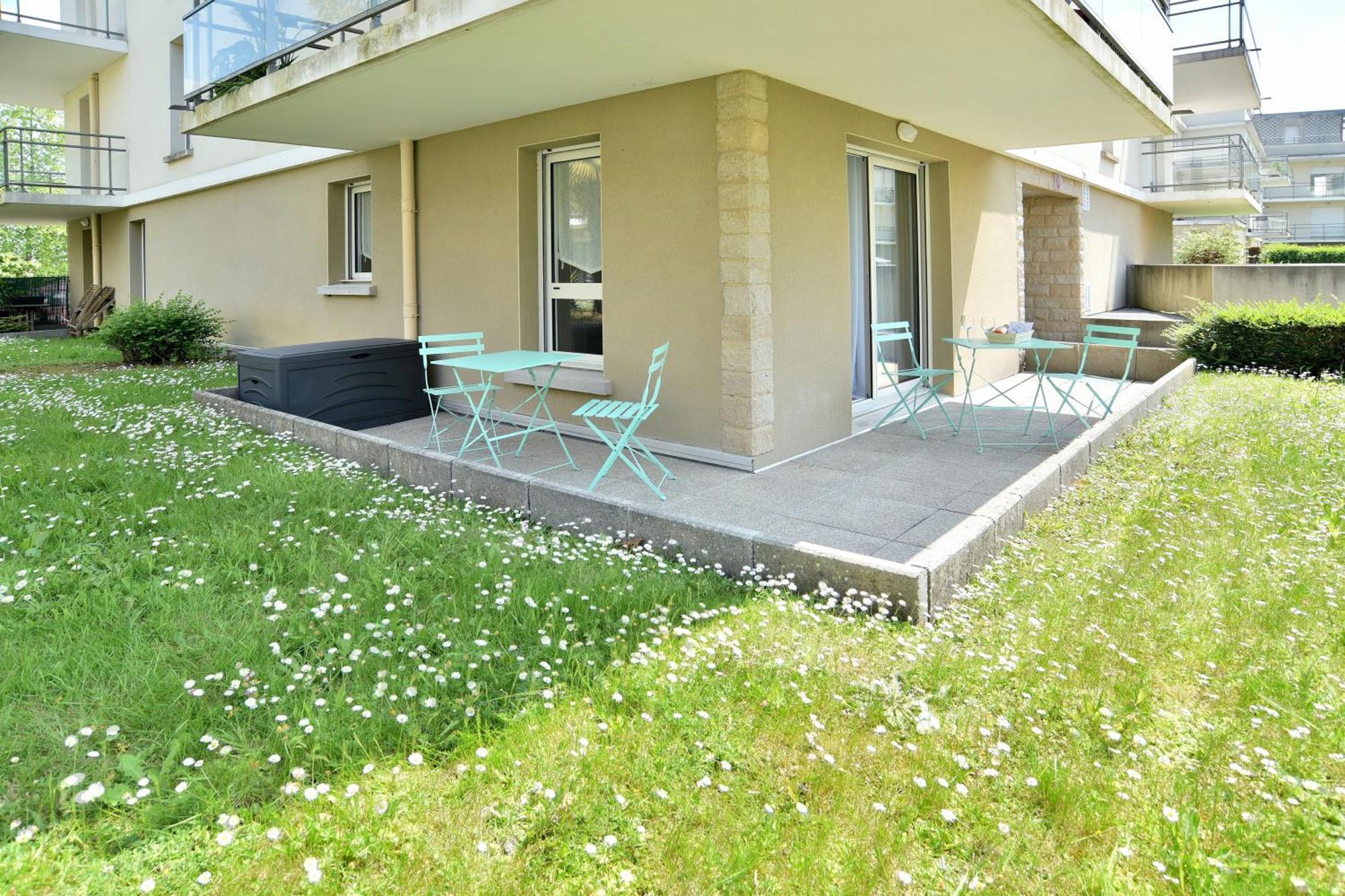 Escapade - Appartement Avec Jardin Et Parking Dinan Exterior foto